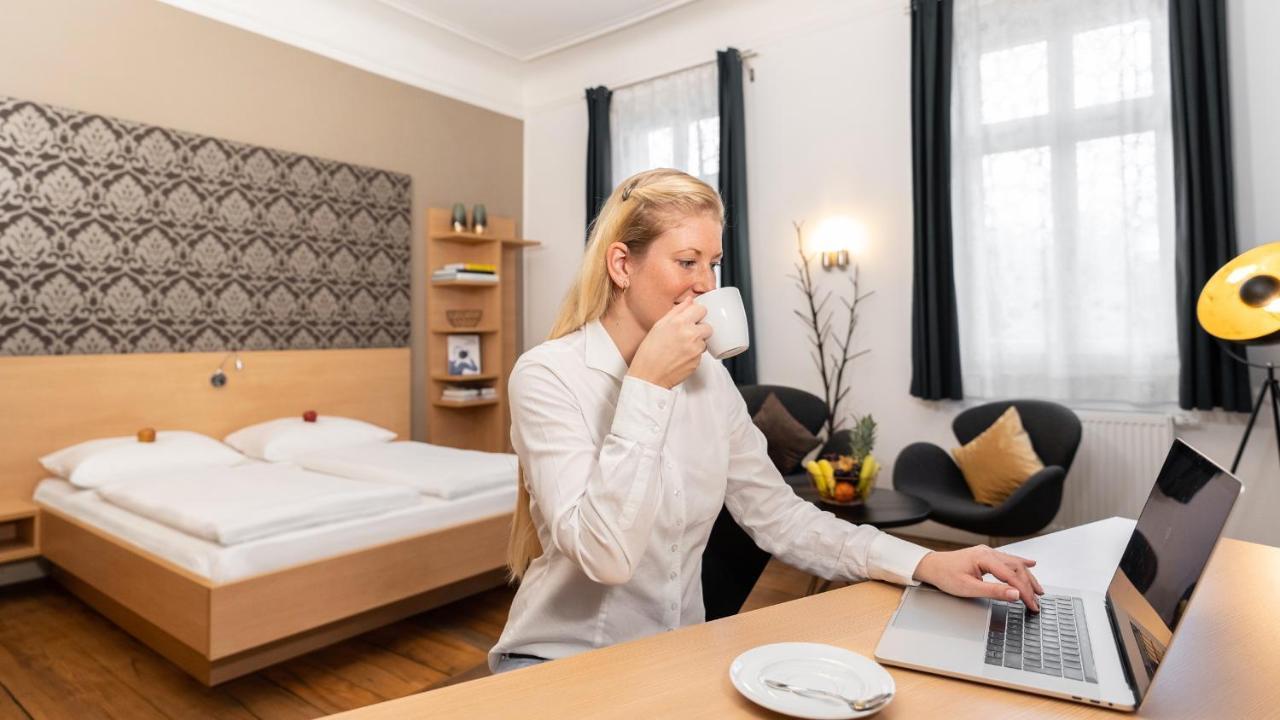 Campuszwei - Hotel & Boardinghouse Ludwigsburg Ngoại thất bức ảnh