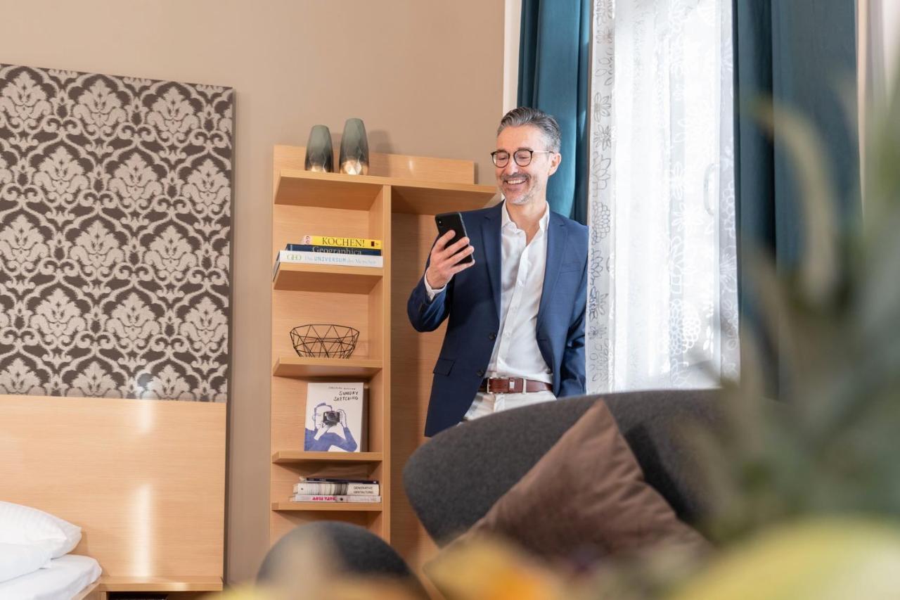 Campuszwei - Hotel & Boardinghouse Ludwigsburg Ngoại thất bức ảnh
